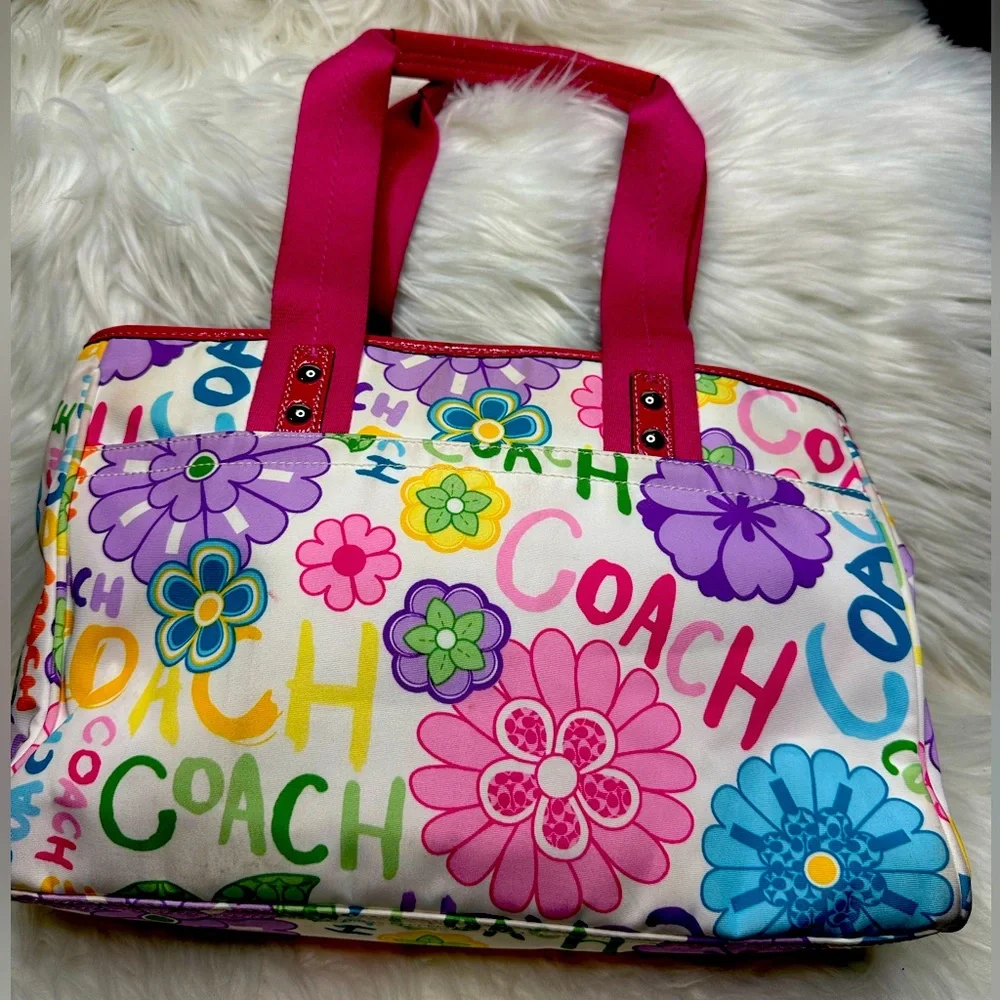 Authentic Coach medium flower tote bag - Picture 6 of 7
